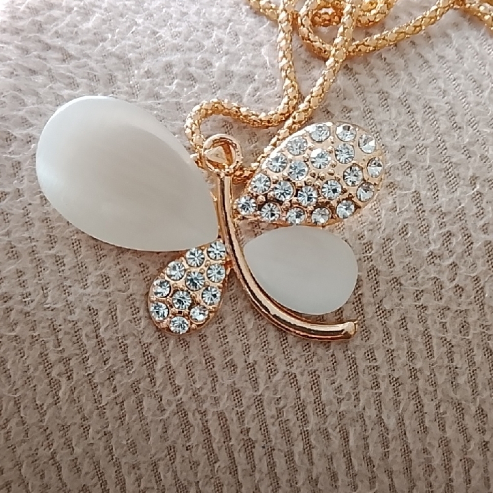 Elegant Gold and White Butterfly Pendant Necklace